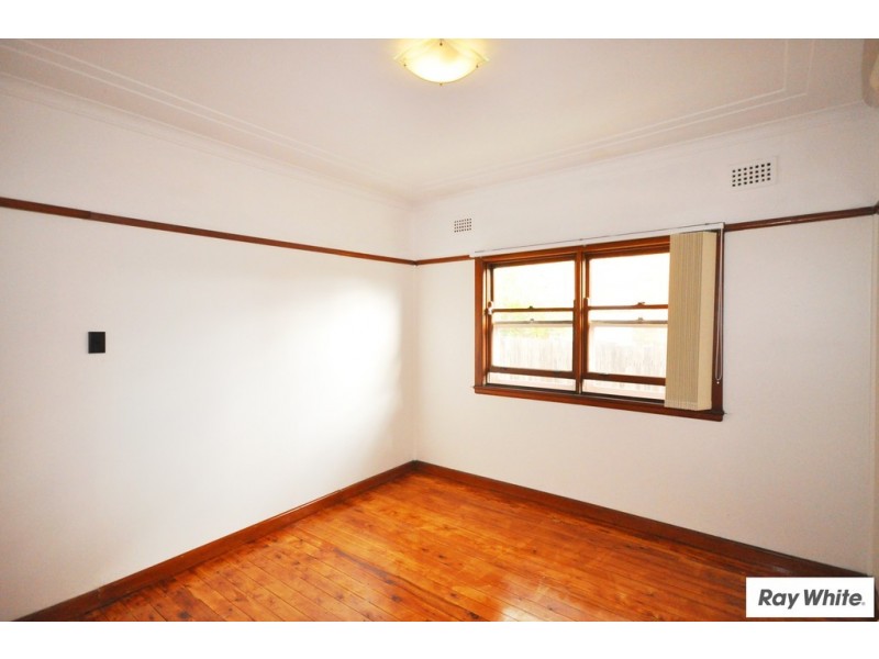 60 Auburn Road, Birrong NSW 2143