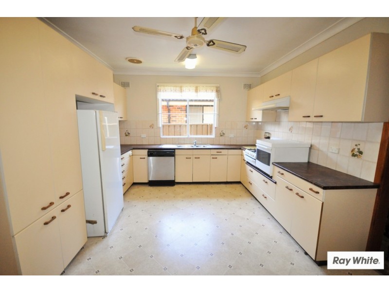 96 Amy Street, Regents Park NSW 2143