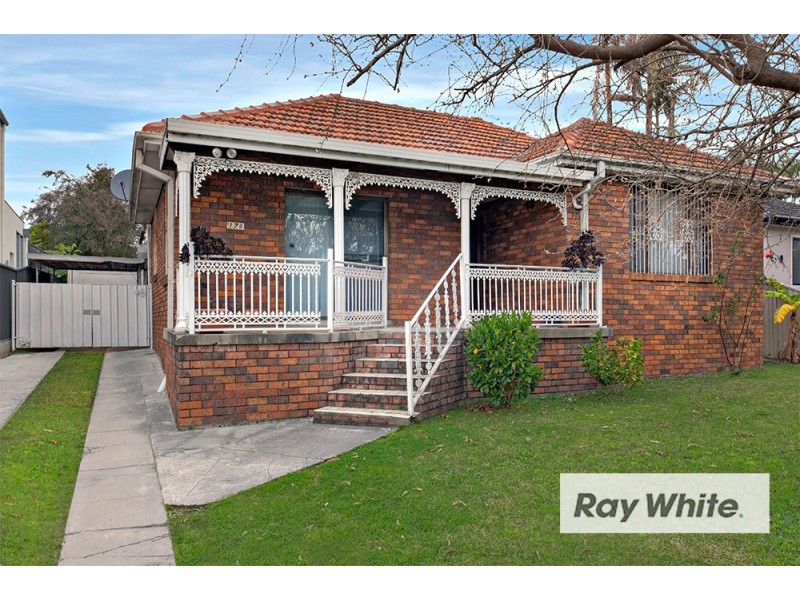 129 Wilbur Street, Greenacre NSW 2190