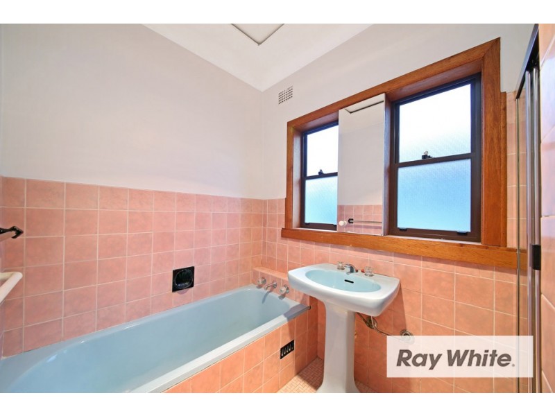 12 Kibo Road, Regents Park NSW 2143