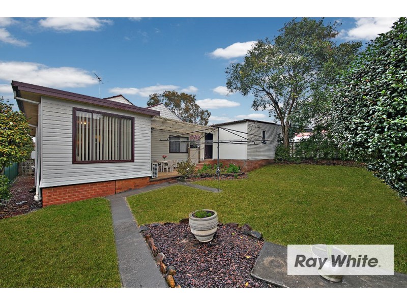 12 Kibo Road, Regents Park NSW 2143