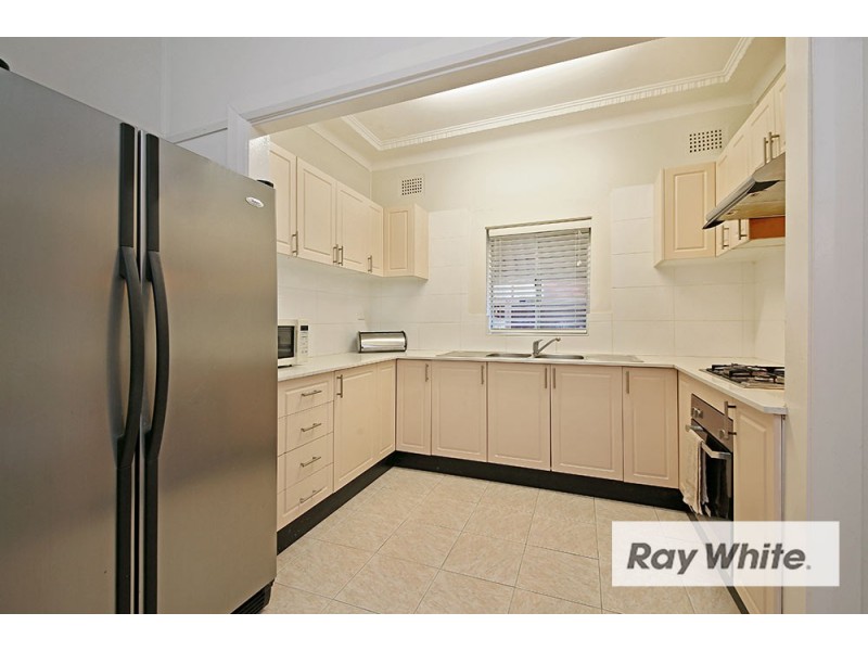 102 Amy Street, Regents Park NSW 2143