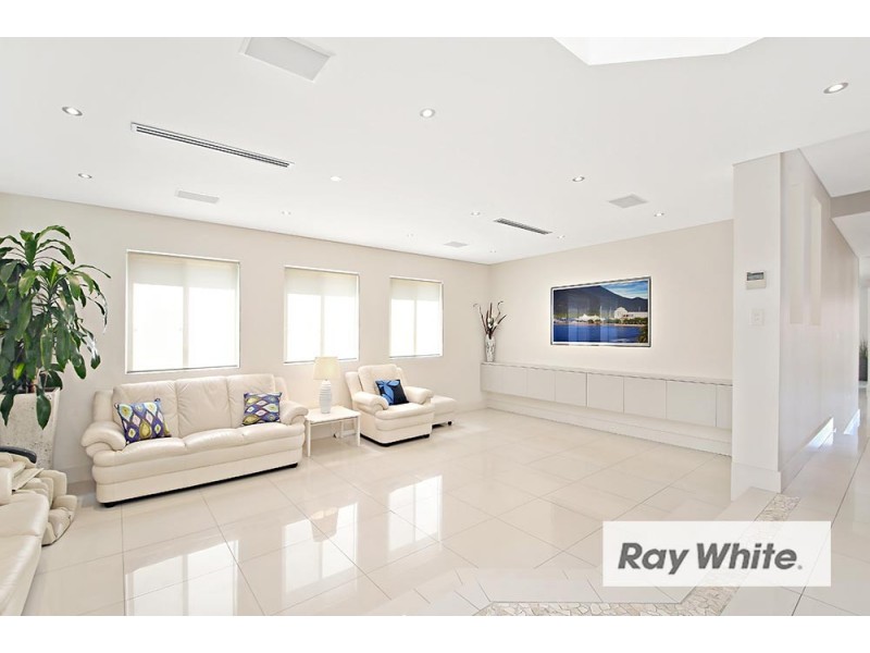 16 Larcombe Street, Regents Park NSW 2143