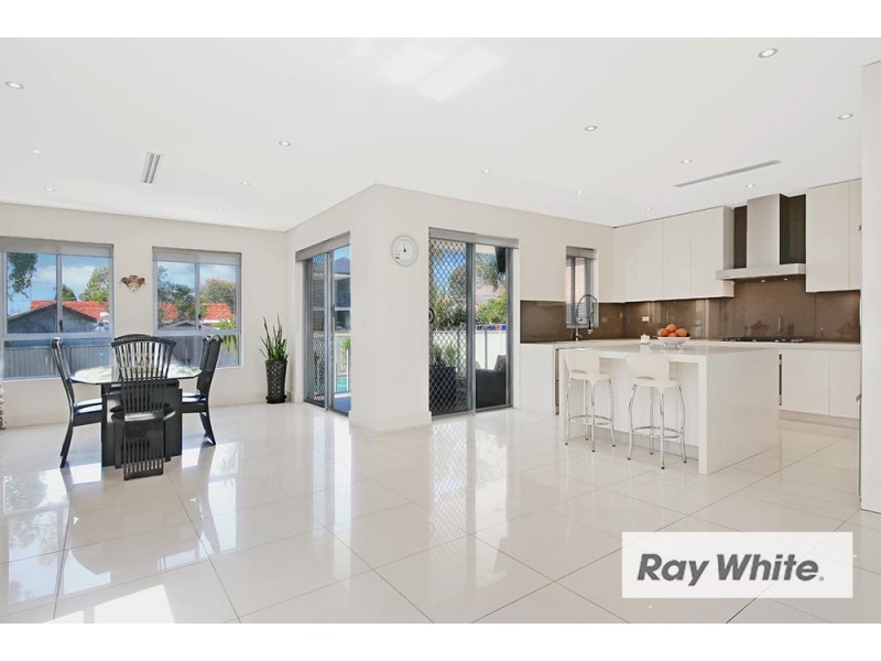 16 Larcombe Street, Regents Park NSW 2143