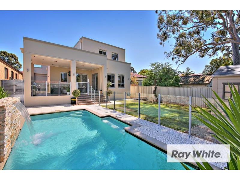 16 Larcombe Street, Regents Park NSW 2143