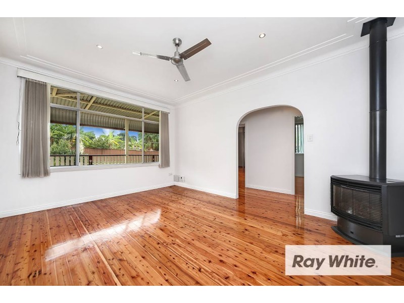 2 Dawes Ave, Regents Park NSW 2143