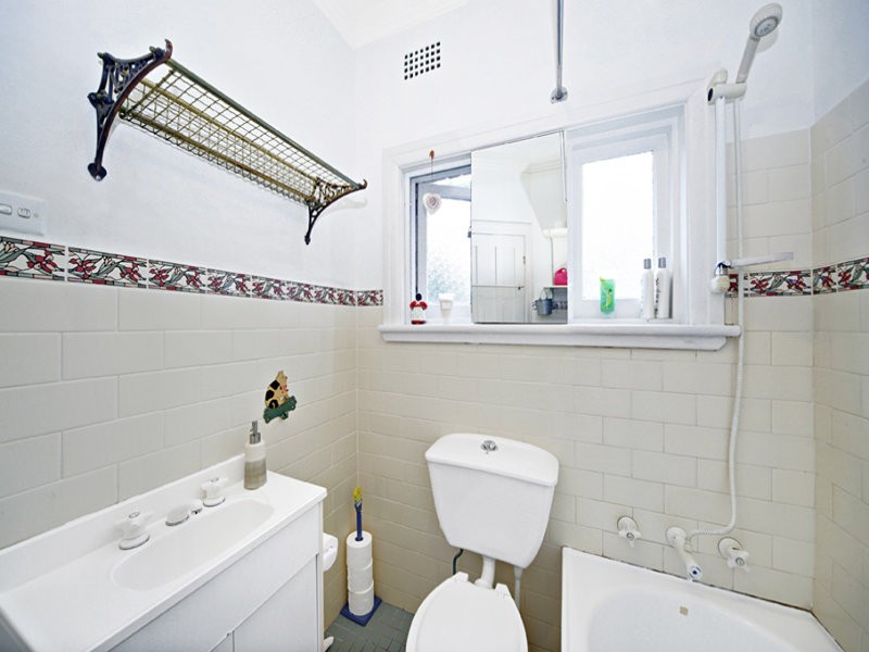 4/14 Denning Street, Petersham NSW 2049