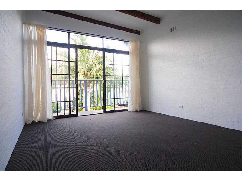 16 Young Street, Annandale NSW 2038