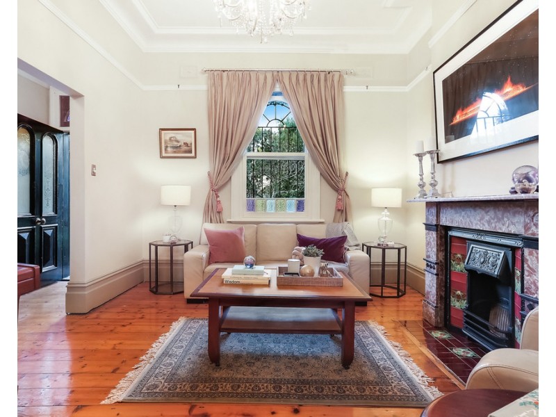 15 Abergeldie Street, Dulwich Hill NSW 2203