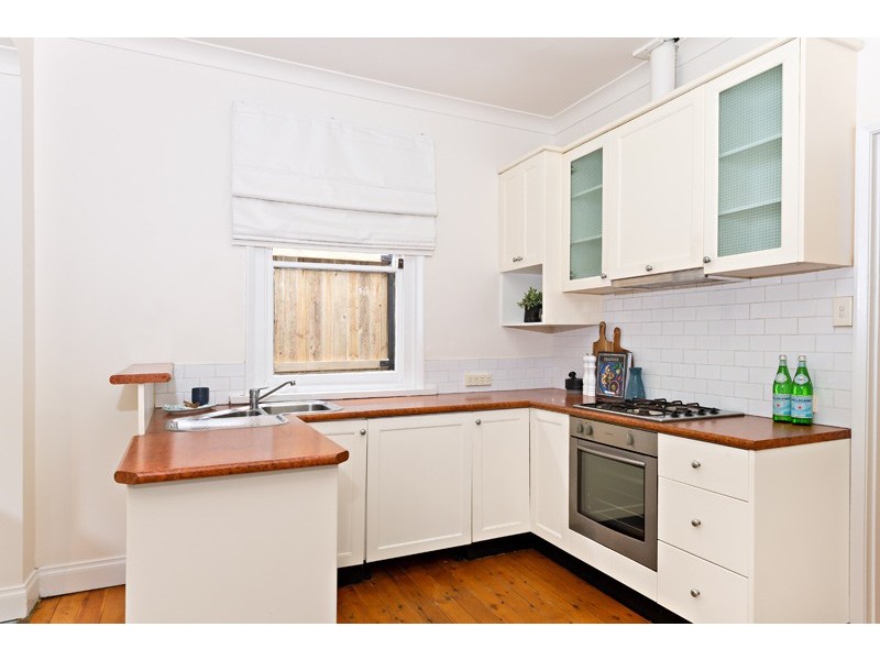 3 Hilltop Avenue, Marrickville NSW 2204