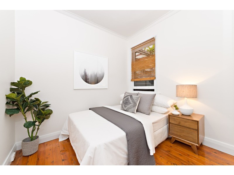 3 Hilltop Avenue, Marrickville NSW 2204