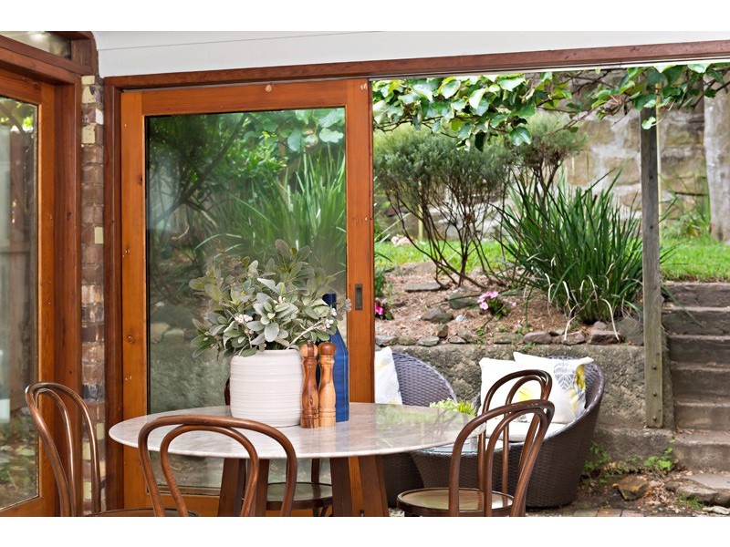 3 Hilltop Avenue, Marrickville NSW 2204