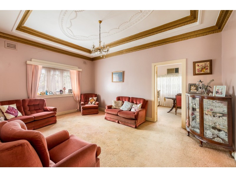 10 Stoke Avenue, Marrickville NSW 2204