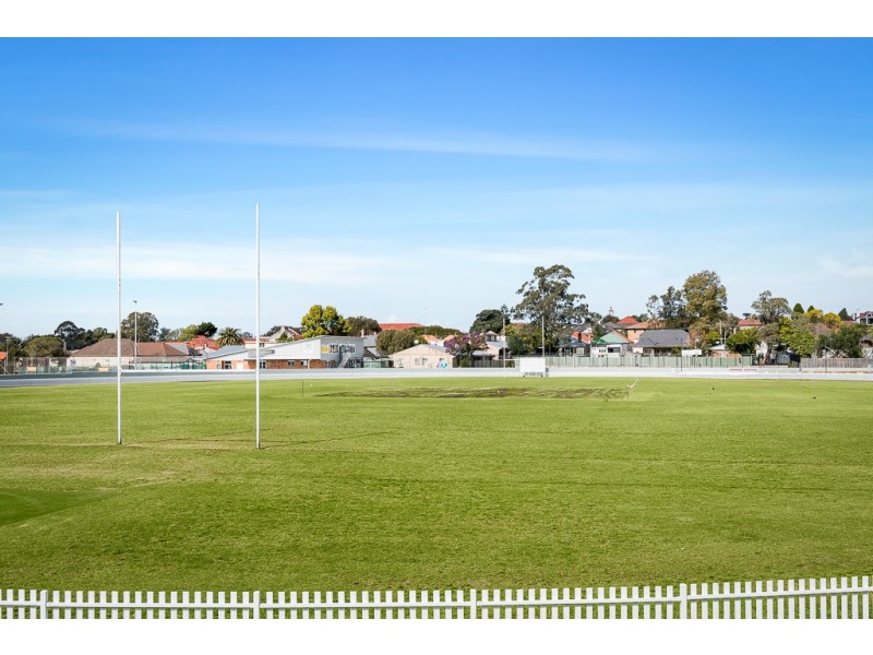 10 Stoke Avenue, Marrickville NSW 2204