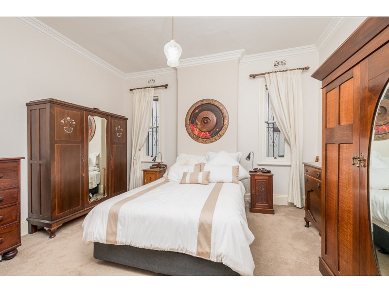 2 Vernon Street, Lewisham NSW 2049