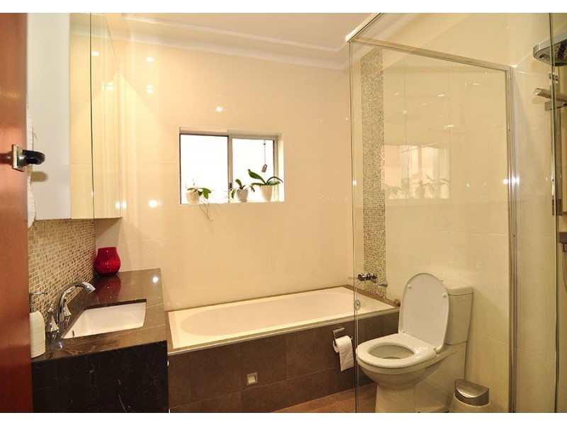 5 Pallamana Parade, Beverly Hills NSW 2209