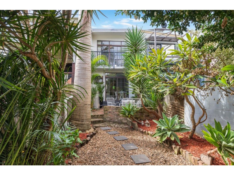 16 Young Street, Annandale NSW 2038