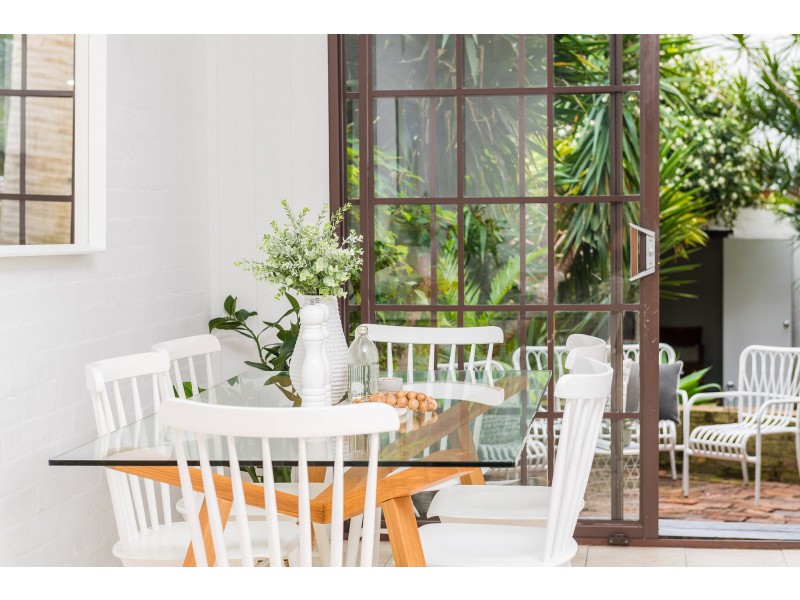 16 Young Street, Annandale NSW 2038