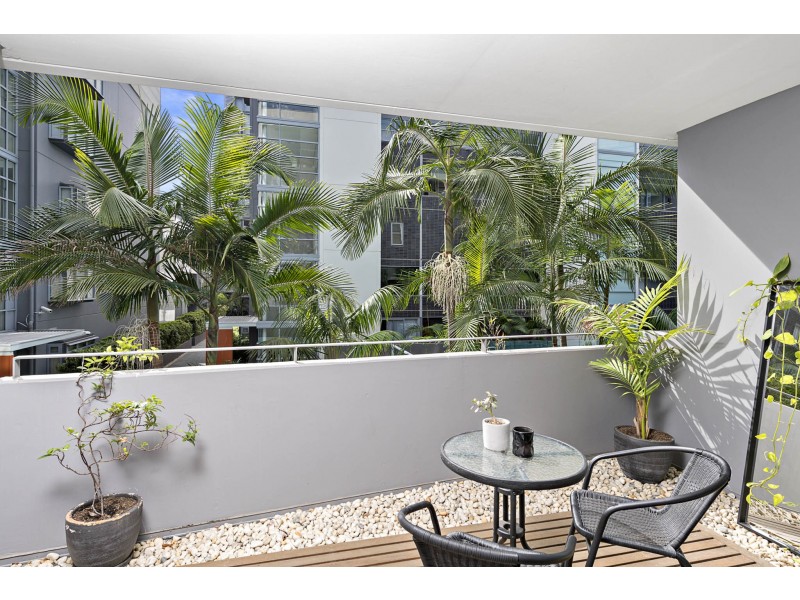 321/2-4 Powell Street, Waterloo NSW 2017