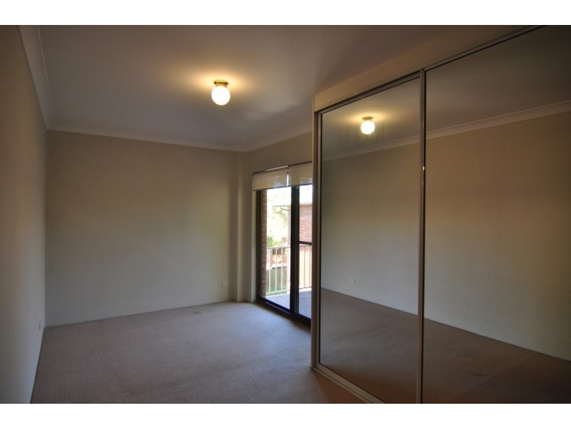 5/122 Good Street, Harris Park NSW 2150