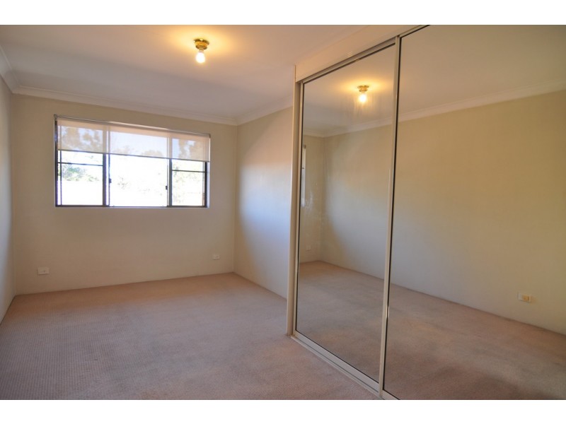 5/122 Good Street, Harris Park NSW 2150