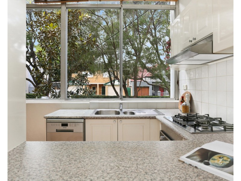 2/26 Chester Street, Petersham NSW 2049