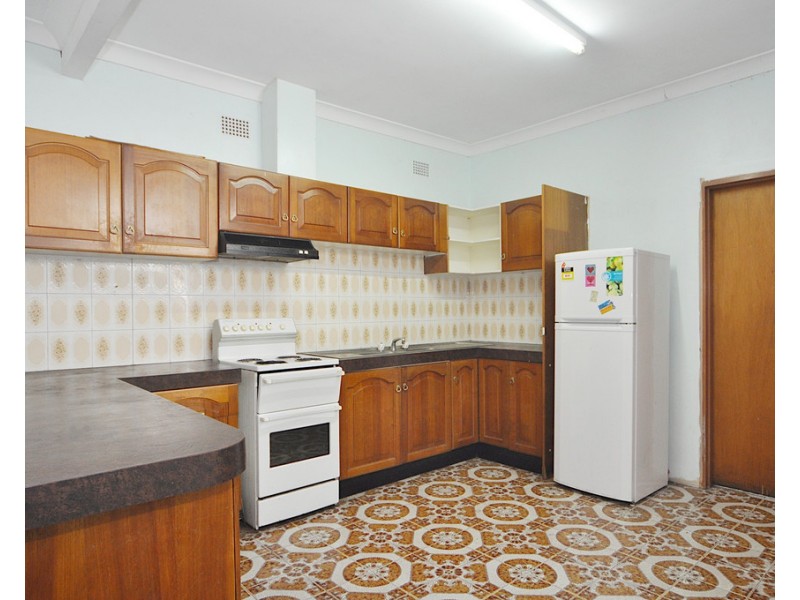 1/162 Liverpool Road, Enfield NSW 2136