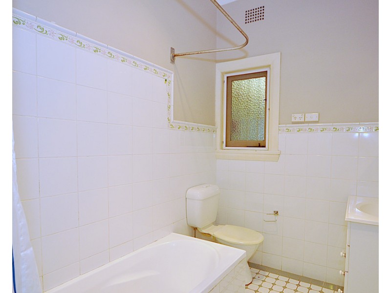 1/12 Croydon Street, Petersham NSW 2049