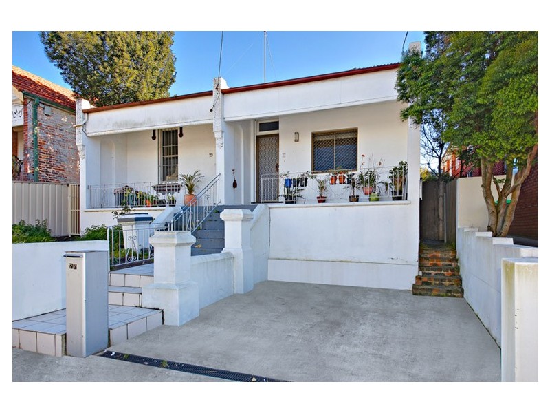 27 Canterbury Rd, Canterbury NSW 2193