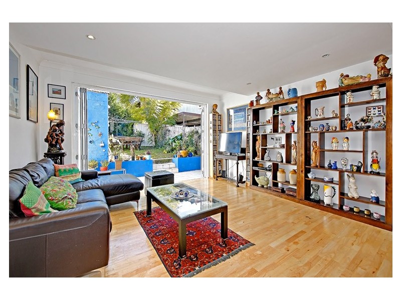 27 Canterbury Rd, Canterbury NSW 2193