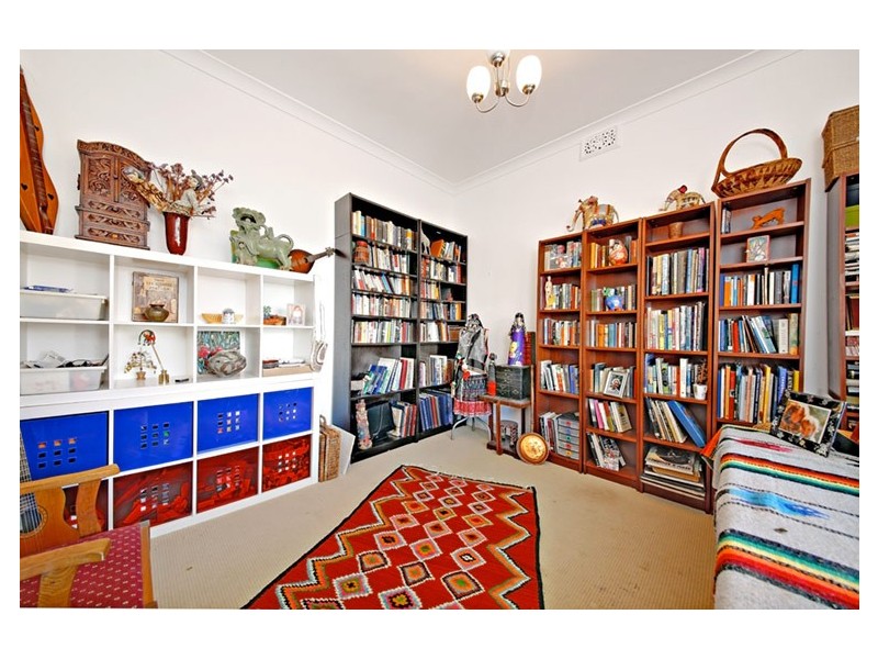 27 Canterbury Rd, Canterbury NSW 2193