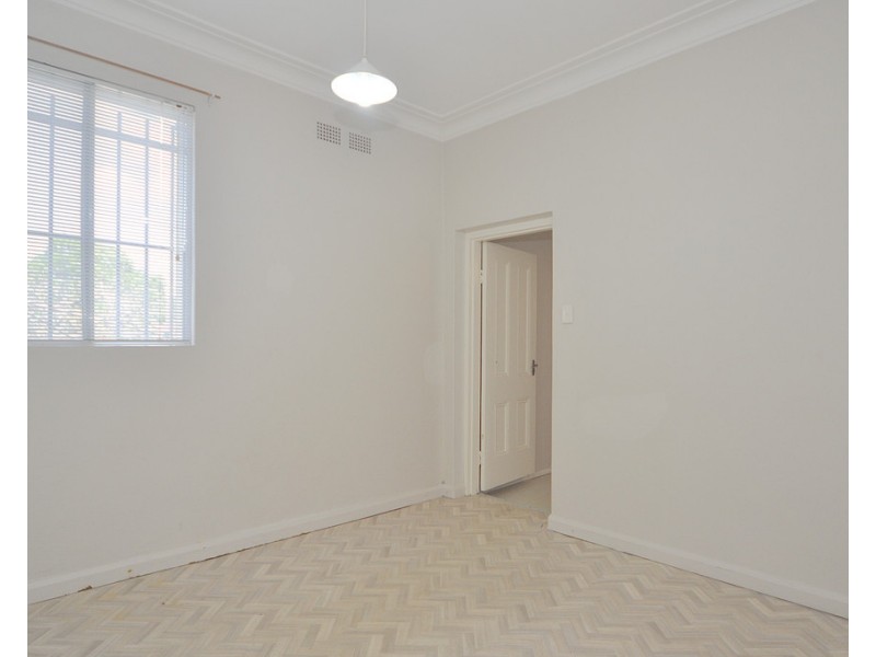 2/17 Shaw Street, Petersham NSW 2049