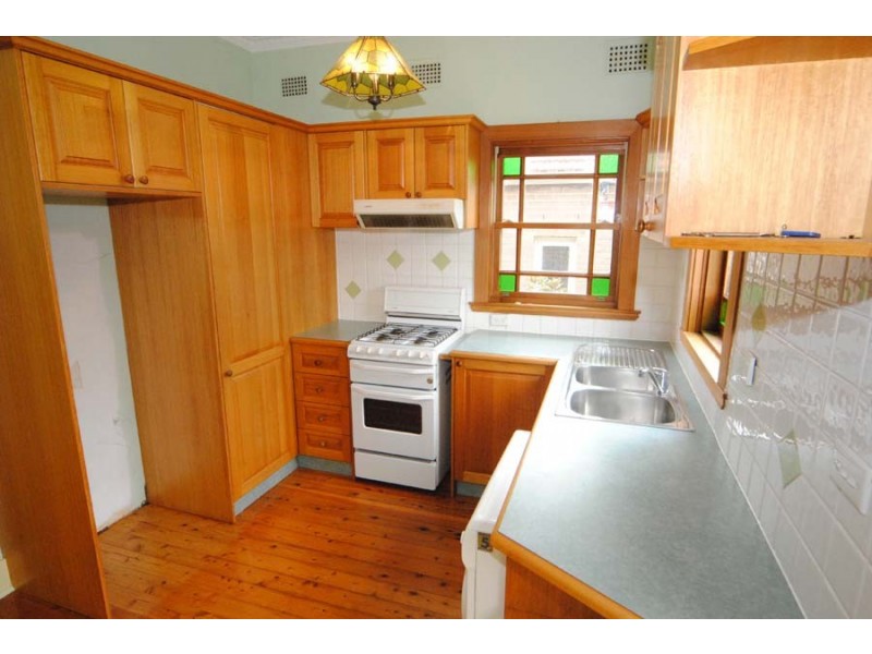 35 Woodbury Street, Marrickville NSW 2204