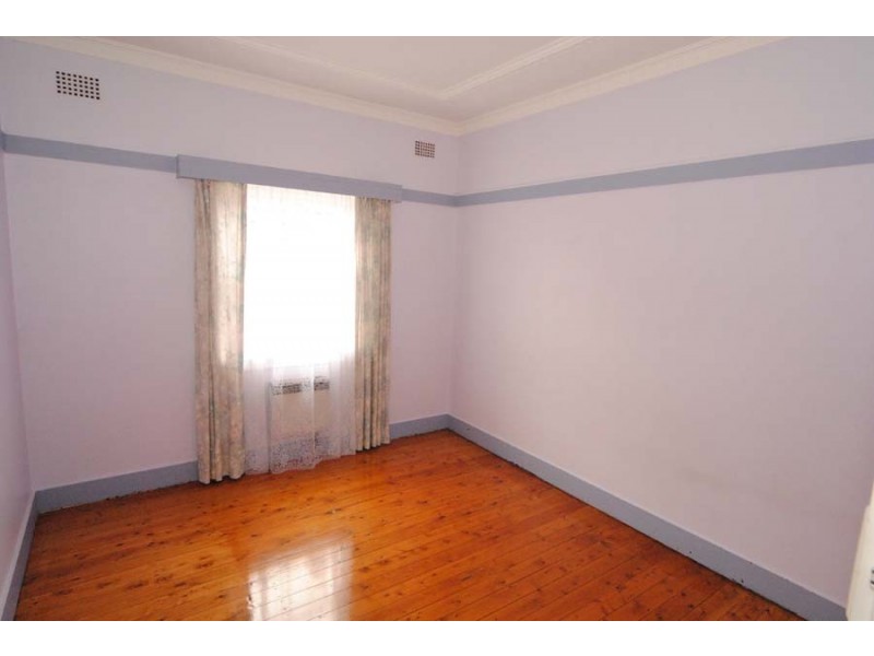 35 Woodbury Street, Marrickville NSW 2204