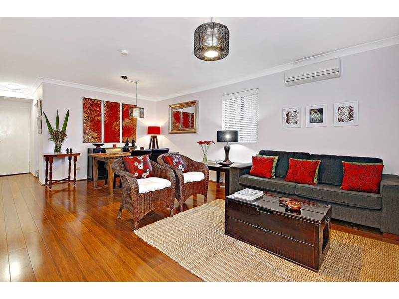 1/17 Busaco Road, Marsfield NSW 2122