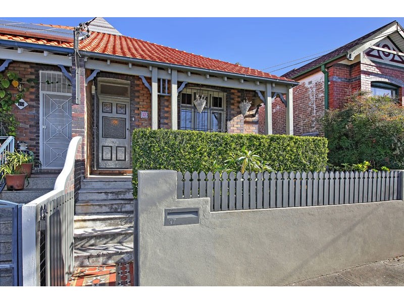17 Moncur Street, Marrickville NSW 2204