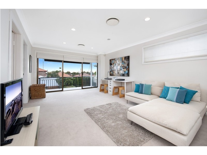 38 Woodlands Road, Ashbury NSW 2193