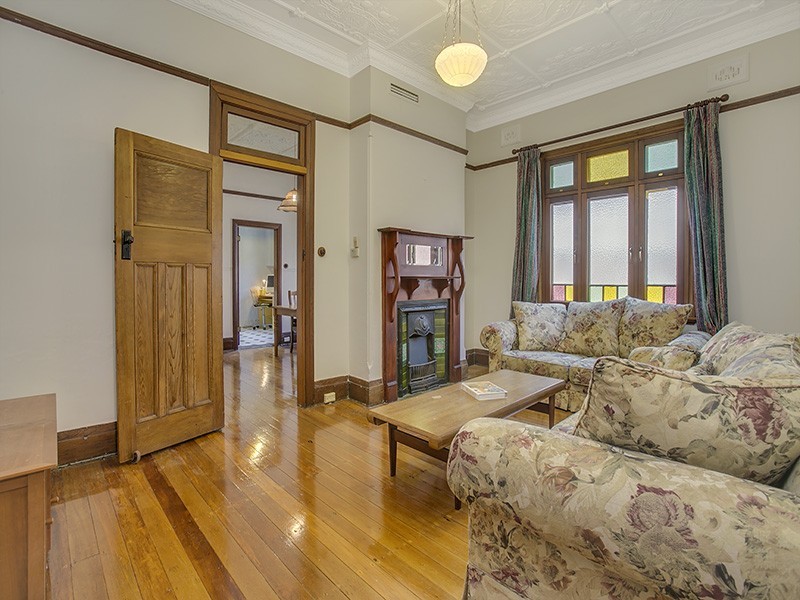 4 East Street, Marrickville NSW 2204