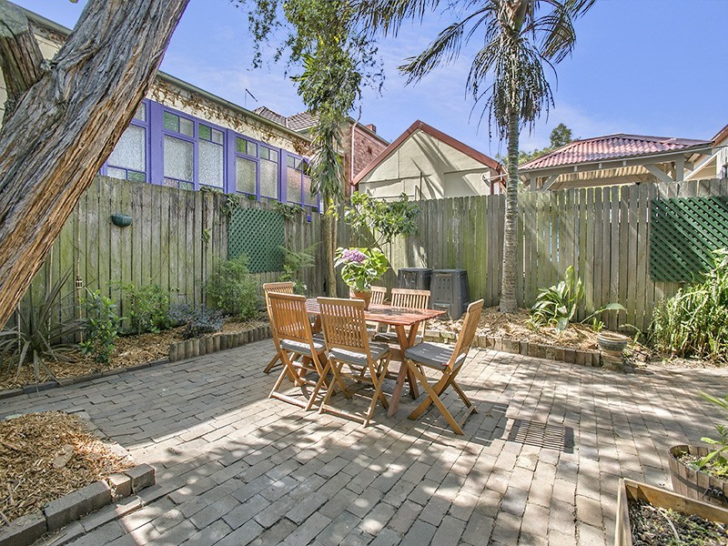 4 East Street, Marrickville NSW 2204