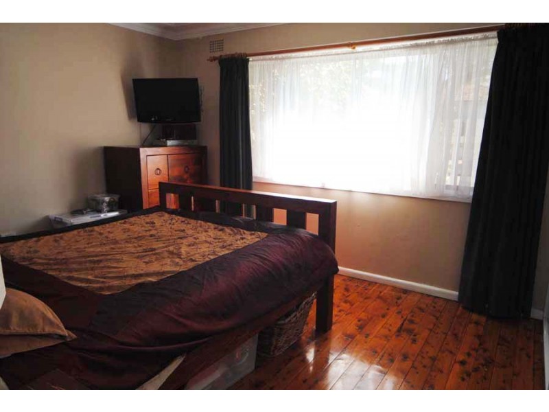 4 Edwin Street, Tempe NSW 2044