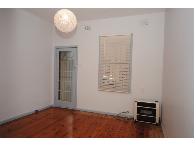 1 Gowrie Street, Newtown NSW 2042