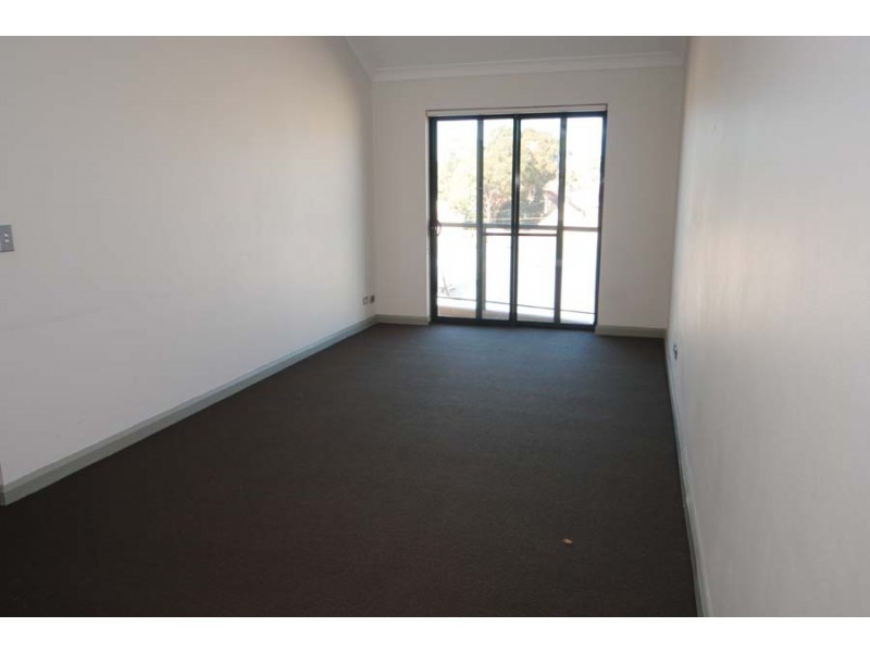23/6-8 Jarrett Street, Leichhardt NSW 2040