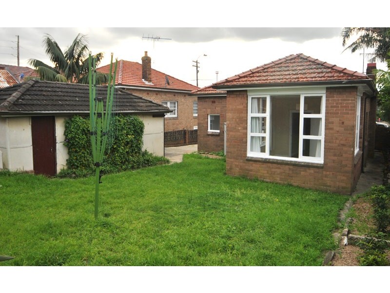 108 William Street, Earlwood NSW 2206