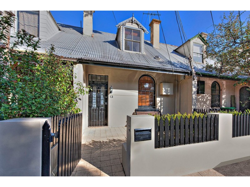 13 Commodore Street, Newtown NSW 2042