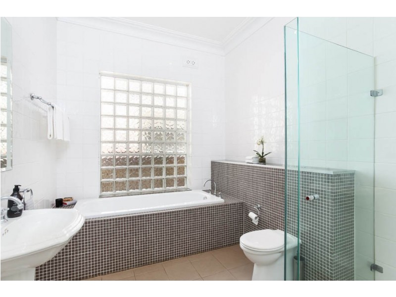 9 Morton Avenue, Lewisham NSW 2049