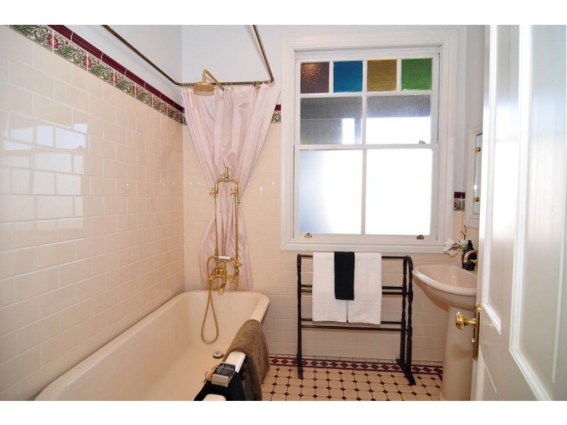 216 Catherine Street, Leichhardt NSW 2040