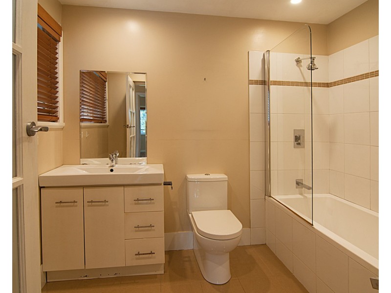 1/2 Marshall Street, Petersham NSW 2049
