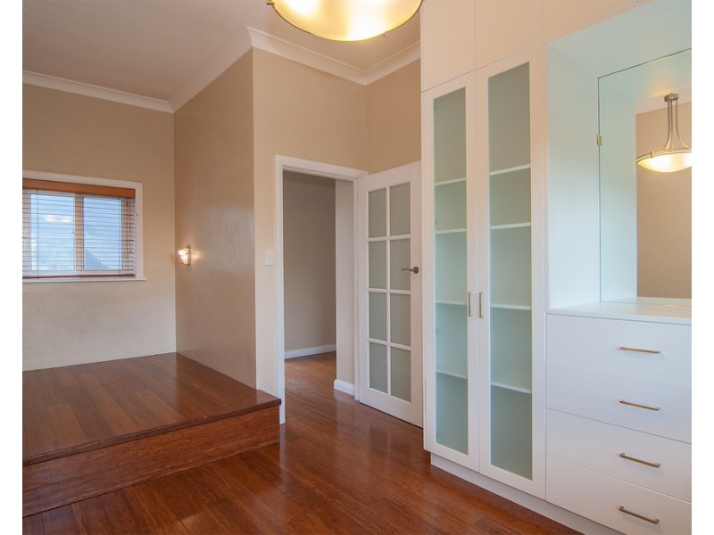 1/2 Marshall Street, Petersham NSW 2049