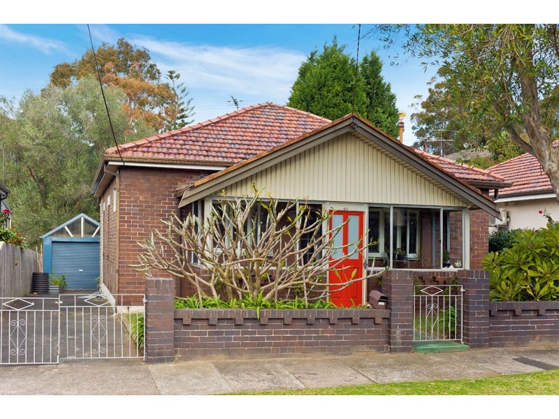 23 Elizabeth Avenue, Dulwich Hill NSW 2203