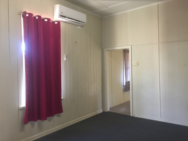 4B Barrett Street, East Ipswich QLD 4305